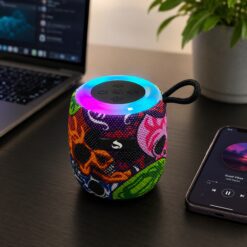 Alternative view of PARLANTE PORTATIL RECARGABLE 10W CON LUZ LED GRAFITTI 0416
